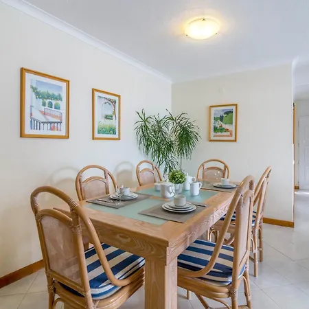 No Clube Da Oura Appartement